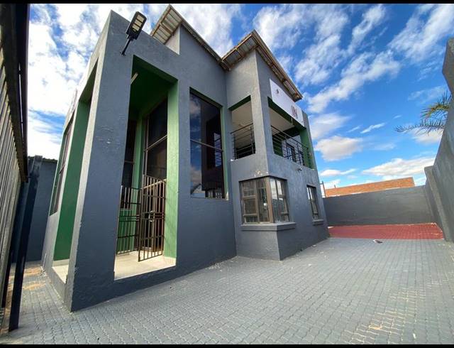 OFFICE PROPERTY TO RENT IN MANKWENG